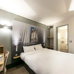 Cité De L'espace Mouchotte Hotel